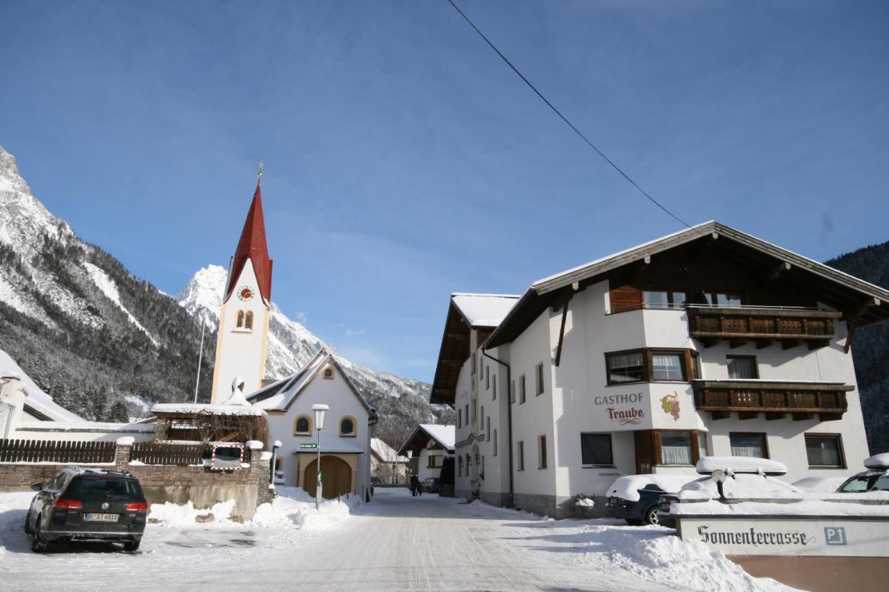 Hotel Traube Pettneu am Arlberg Bagian luar foto
