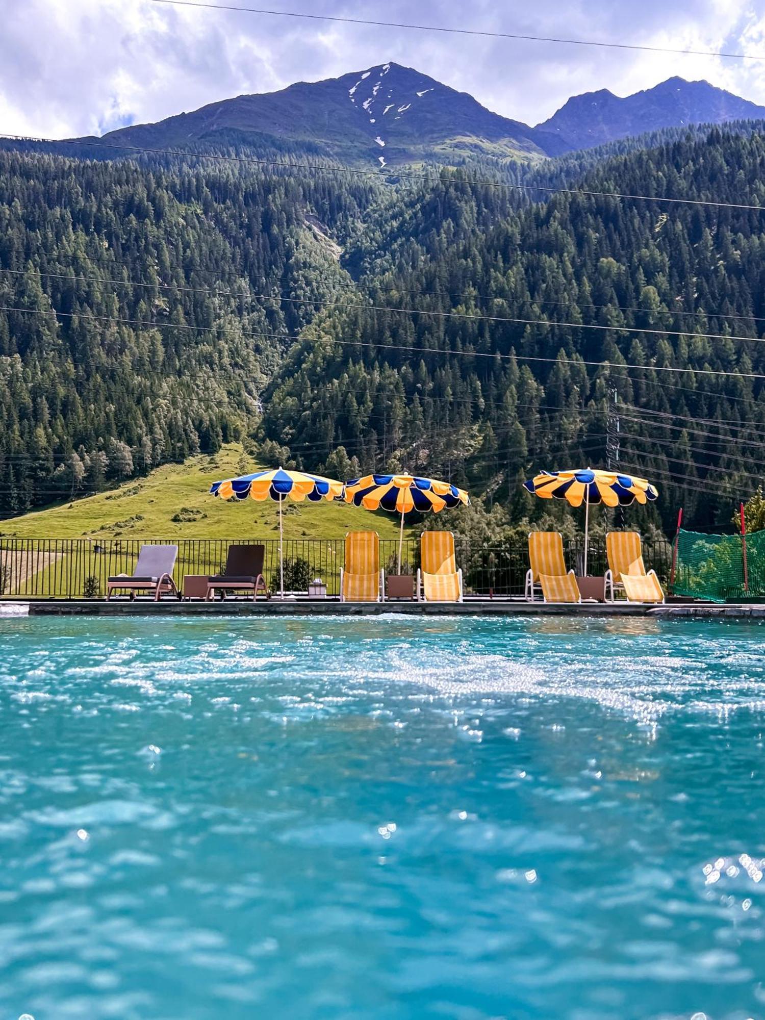 Hotel Traube Pettneu am Arlberg Bagian luar foto