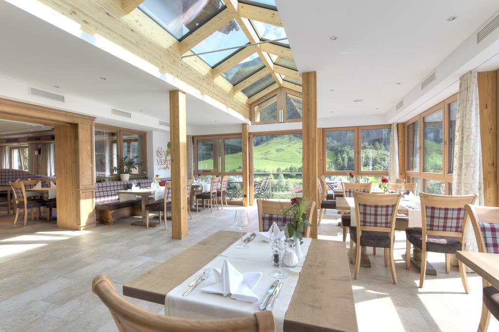 Hotel Traube Pettneu am Arlberg Bagian luar foto