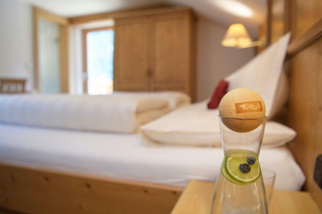 Hotel Traube Pettneu am Arlberg Bagian luar foto